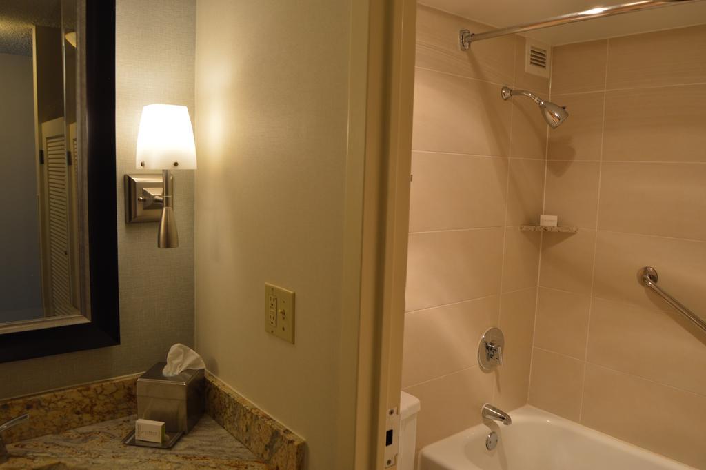 Delux Inn Tulsa Esterno foto